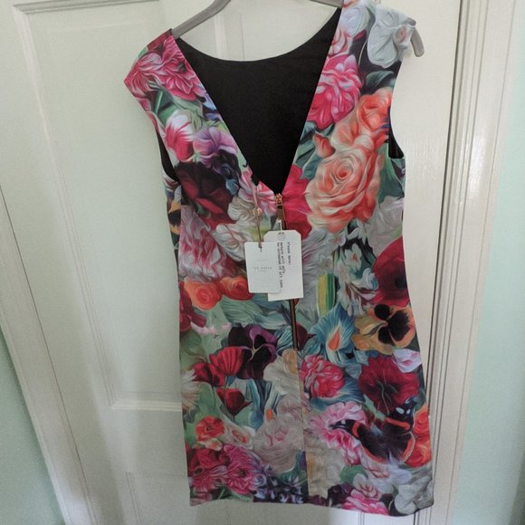 Ted Baker London Fuschia Floral Tunic NWT Size 6 - Picture 5 of 5